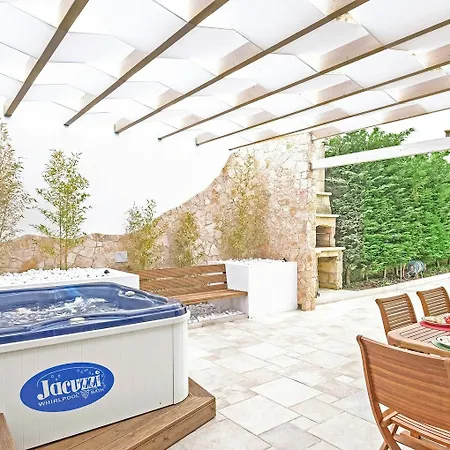 Apartament La Tricasina *
